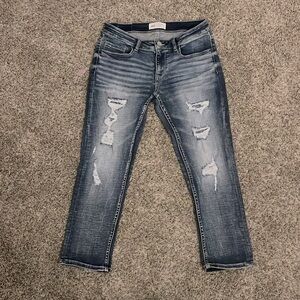 BKE Women’s Stella Capri’s. size 28